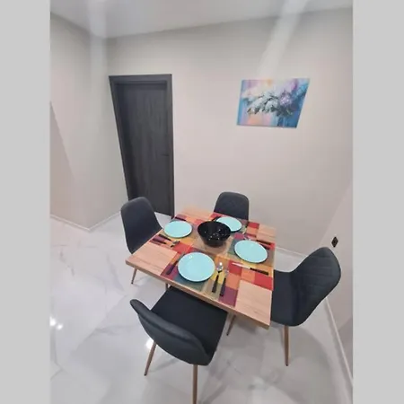 хотелски стило в идеалния център. Apartmán